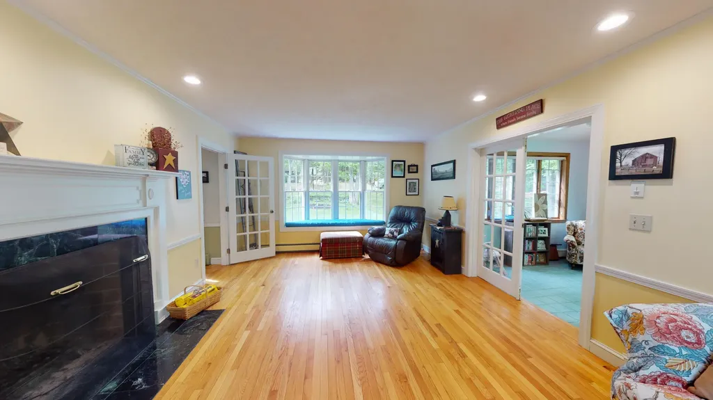 31 Sheffield Avenue Lewiston ME 04240