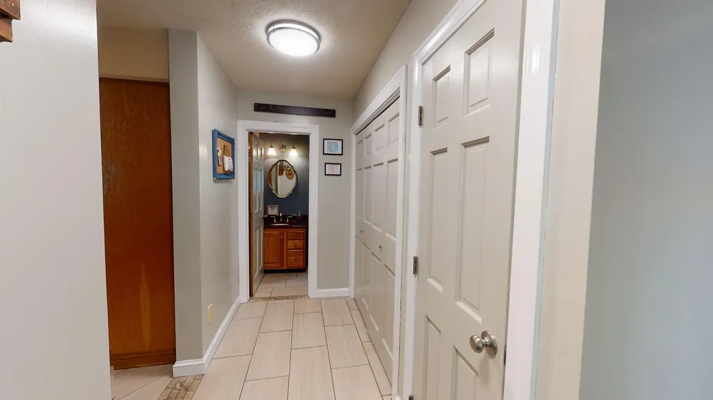 31 Sheffield Avenue Lewiston ME 04240