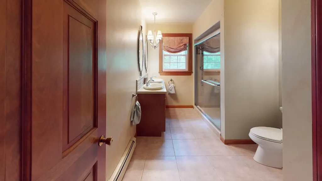 31 Sheffield Avenue Lewiston ME 04240