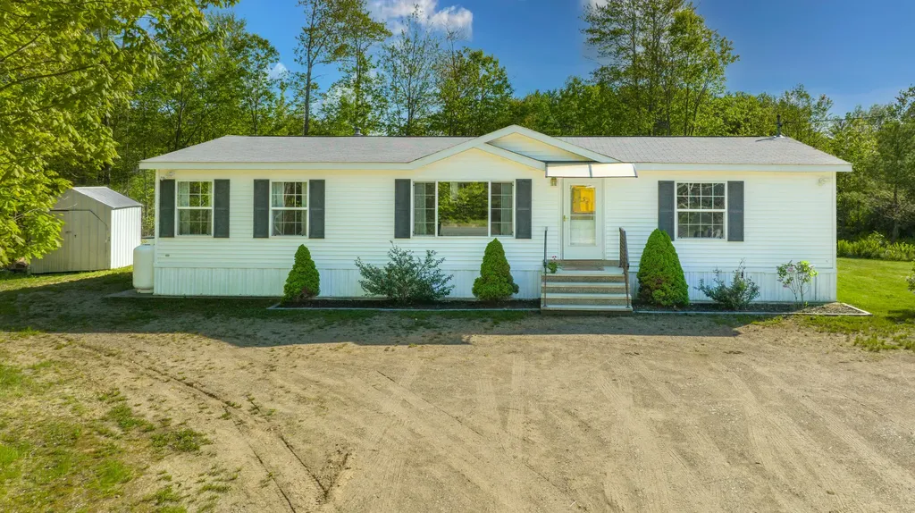 89 Boothby Road Livermore ME 04253