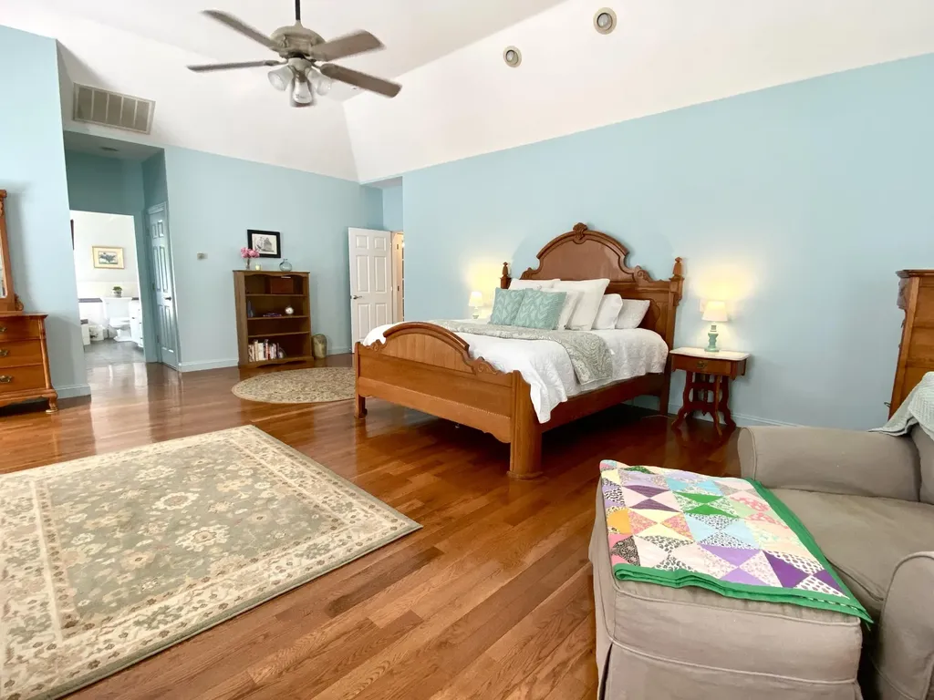 32 Leach Road Kittery ME 03904