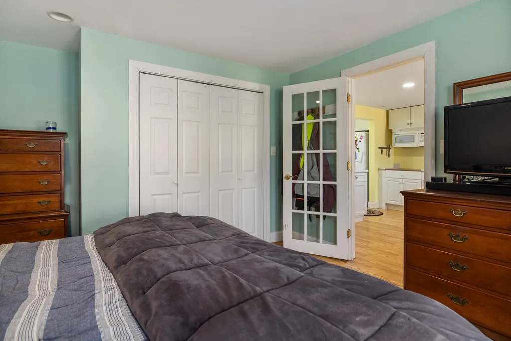 32 Leach Road Kittery ME 03904