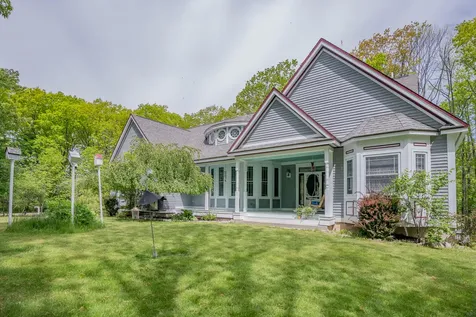 32 Leach Road Kittery ME 03904