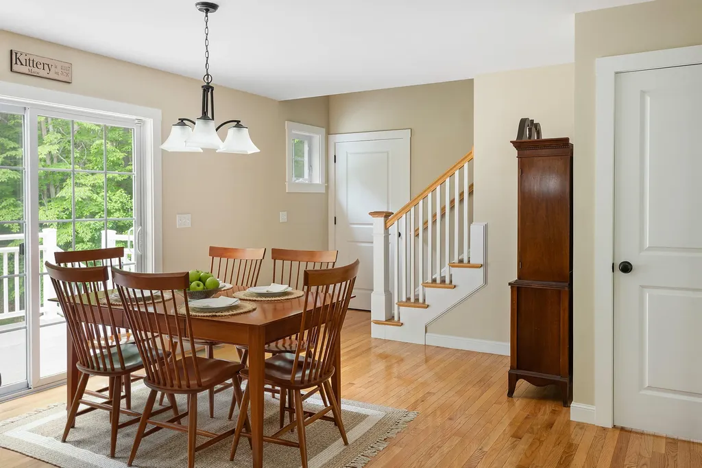 10 Devon Woods Drive Kittery ME 03904