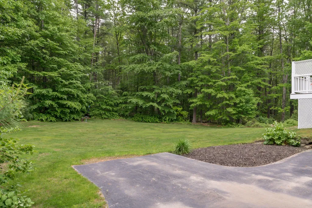 10 Devon Woods Drive Kittery ME 03904