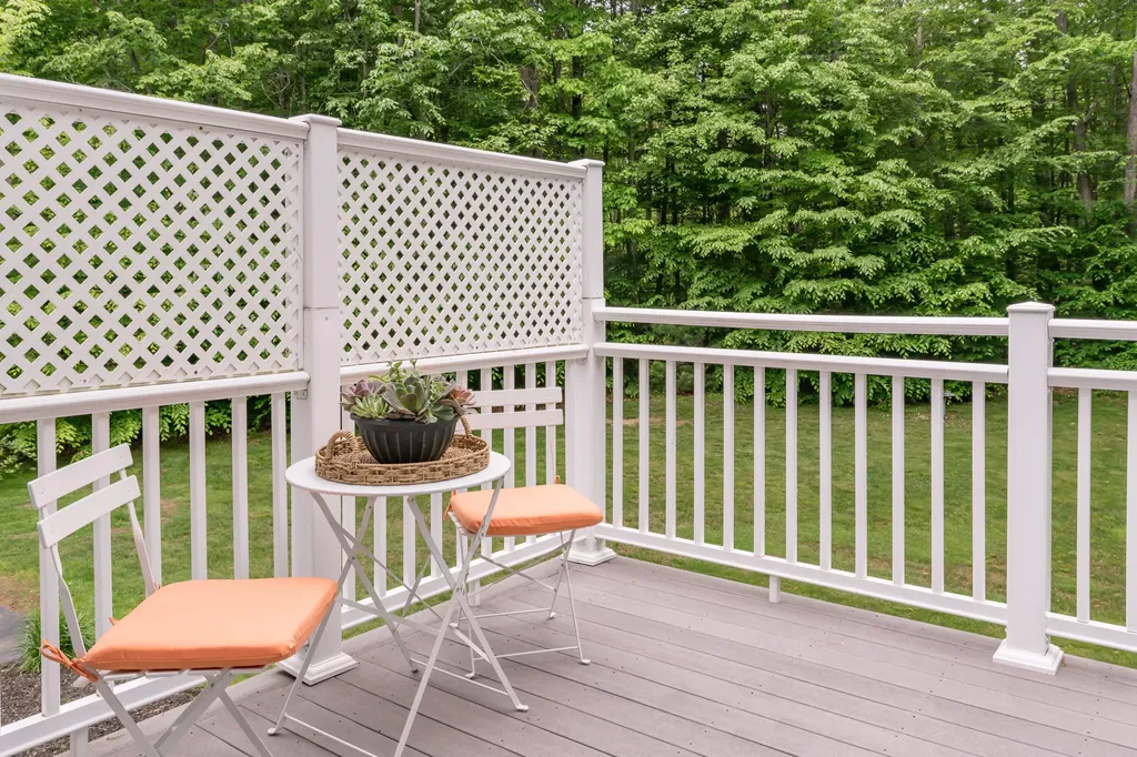 10 Devon Woods Drive Kittery ME 03904