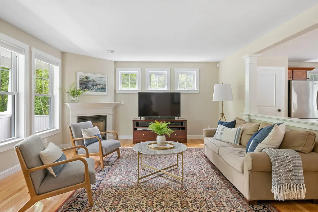 10 Devon Woods Drive Kittery ME 03904