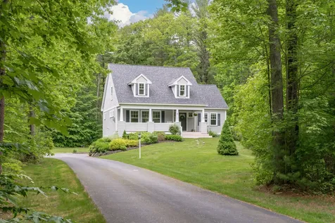 10 Devon Woods Drive Kittery ME 03904
