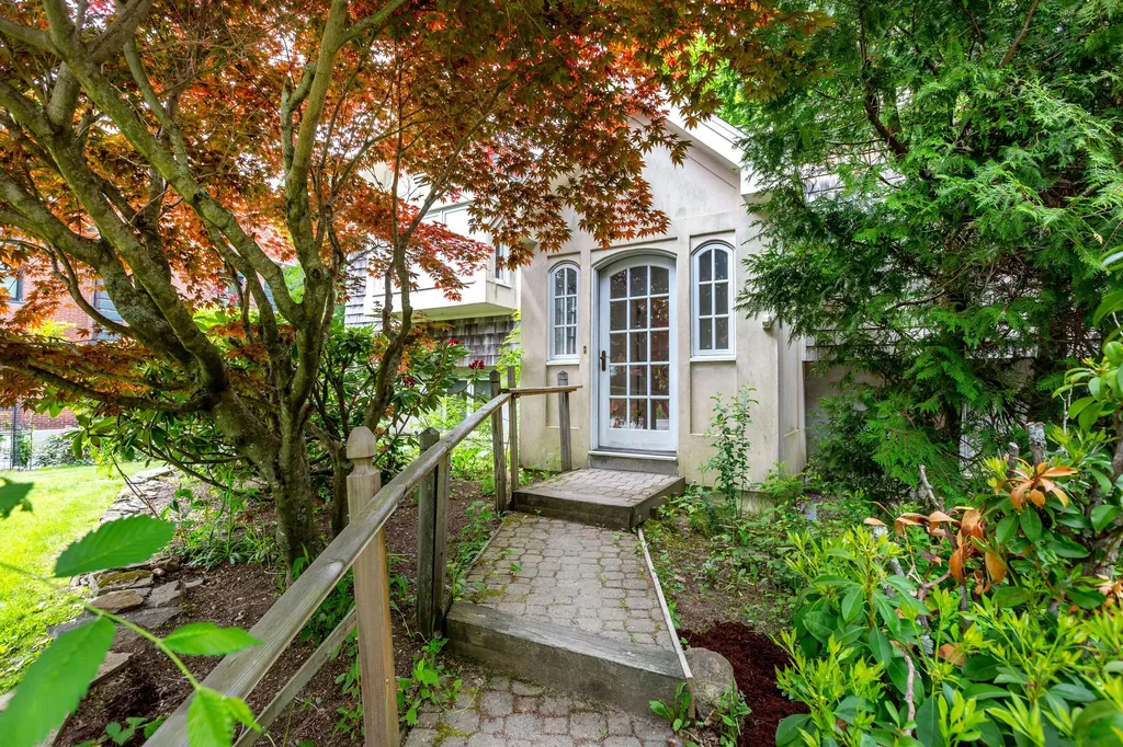 54 Federal Street Brunswick ME 04011