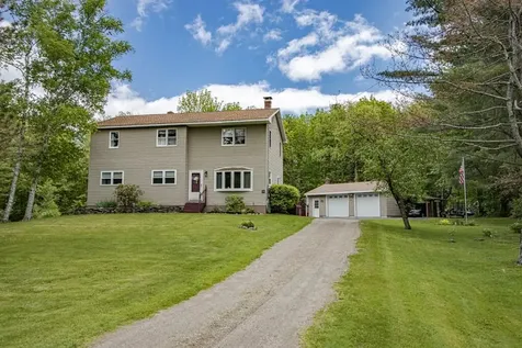 28 Cove Road Winterport ME 04496