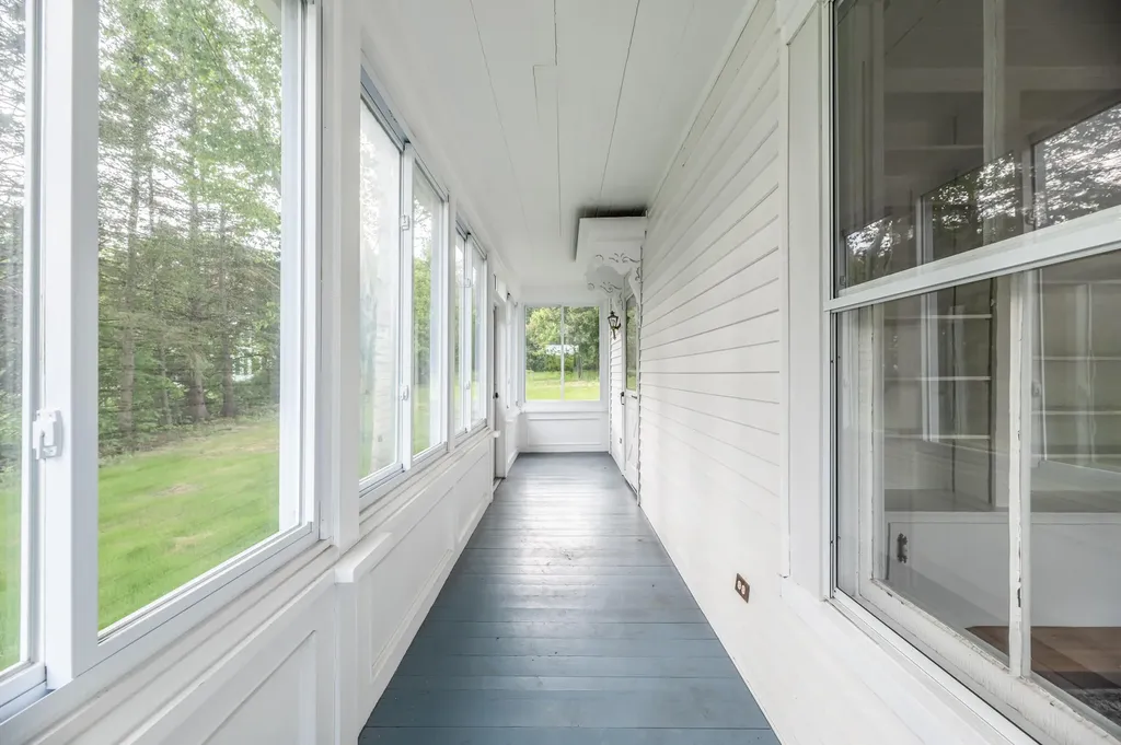 205 Main Street Winterport ME 04496