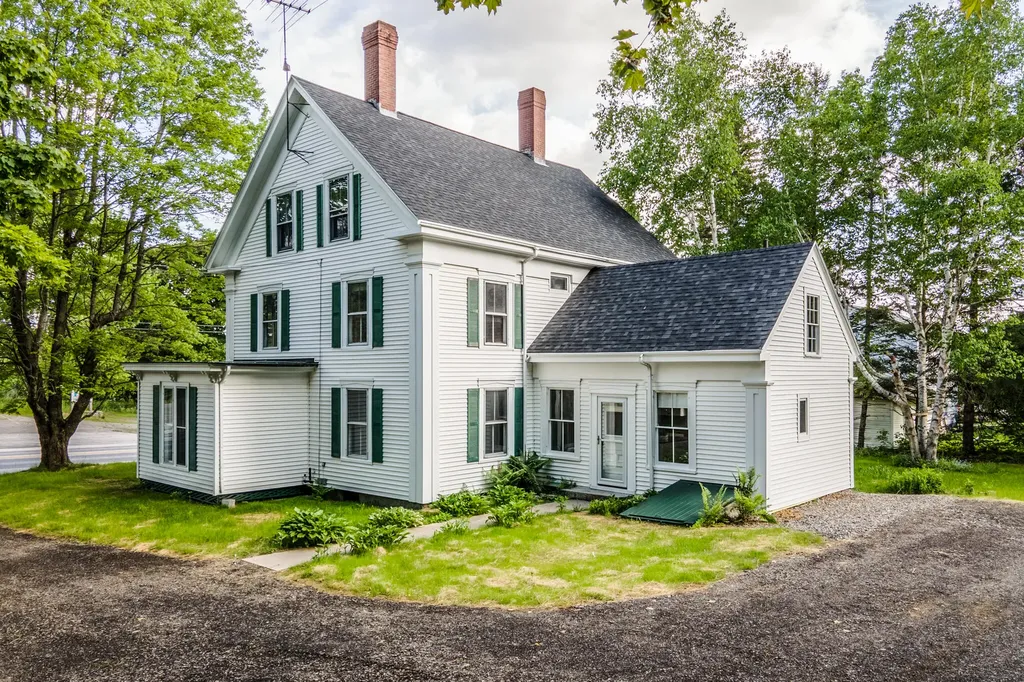 205 Main Street Winterport ME 04496