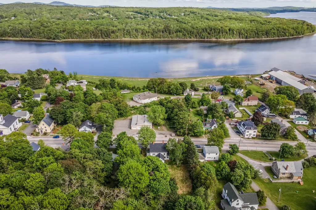 205 Main Street Winterport ME 04496
