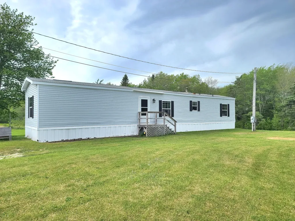 390 Cushing Road Cushing ME 04563