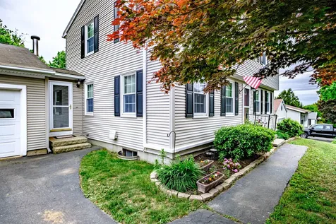 72 Primrose Lane Portland ME 04103