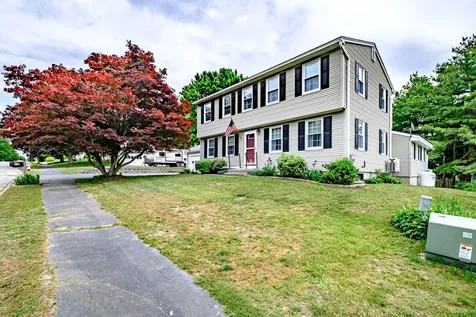 72 Primrose Lane Portland ME 04103