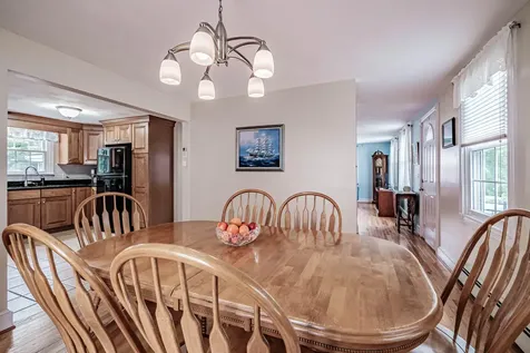 72 Primrose Lane Portland ME 04103