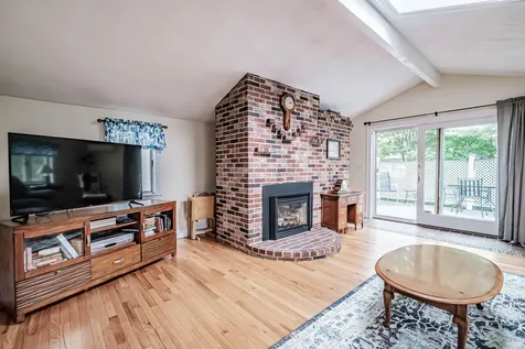 72 Primrose Lane Portland ME 04103