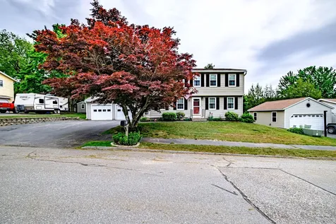 72 Primrose Lane Portland ME 04103