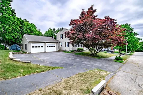 72 Primrose Lane Portland ME 04103