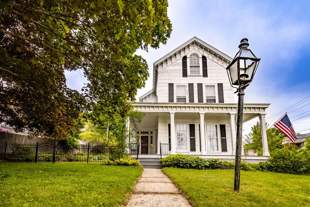 1 Prospect Street Auburn ME 04210