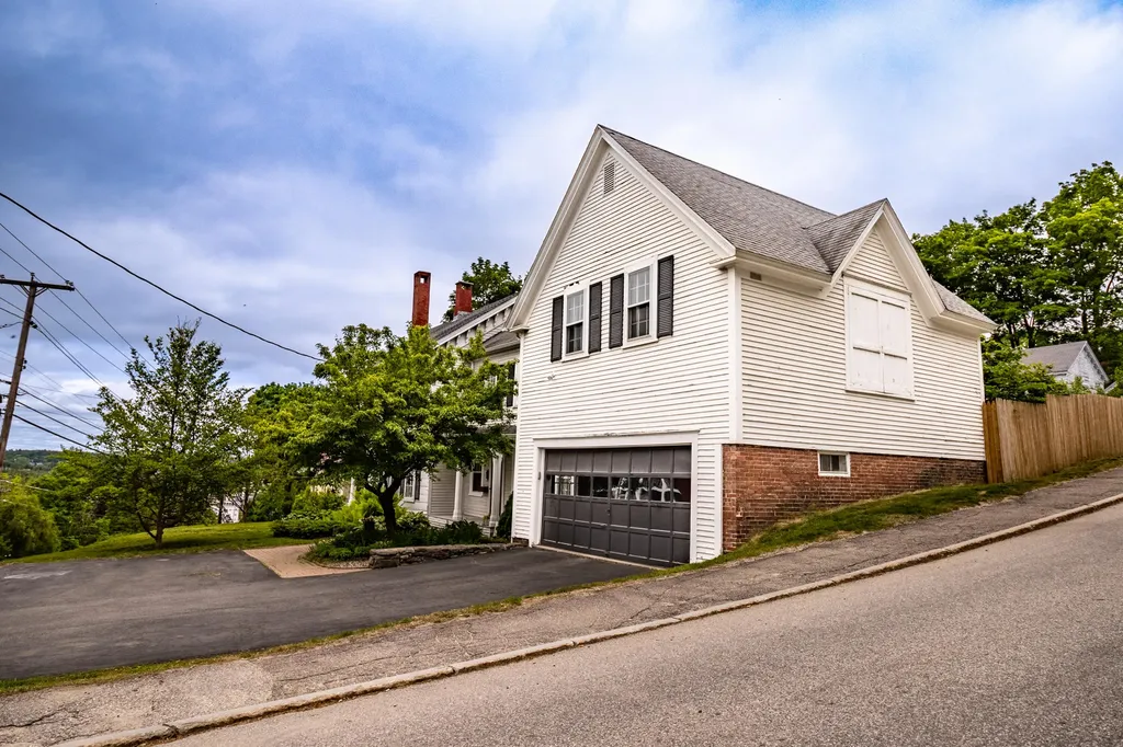 1 Prospect Street Auburn ME 04210