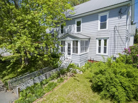 39 Bridge Street Topsham ME 04086