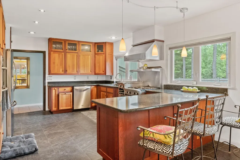 235 Harvard Street Portland ME 04103