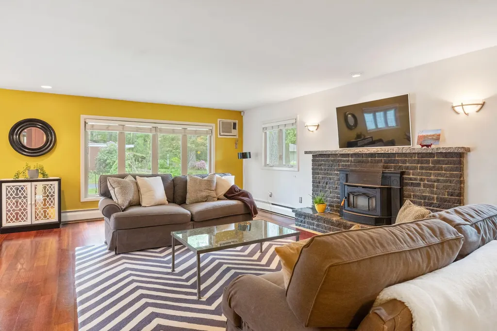 235 Harvard Street Portland ME 04103