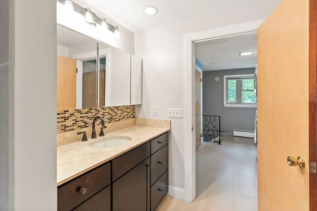 235 Harvard Street Portland ME 04103
