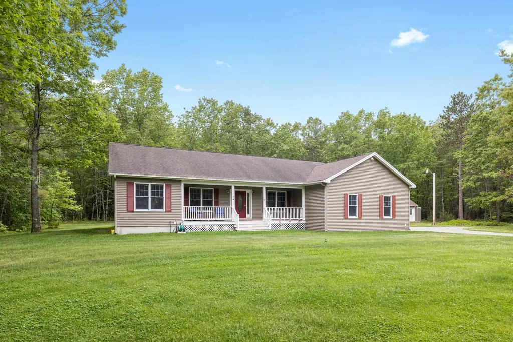 481 Wire Road Wells ME 04090