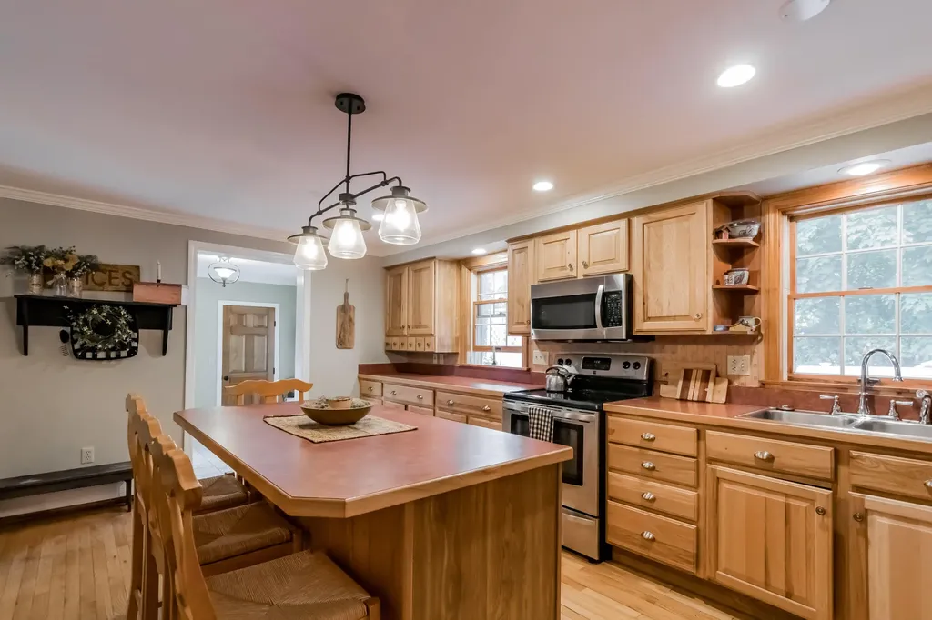 2 Alberta Drive Westbrook ME 04092