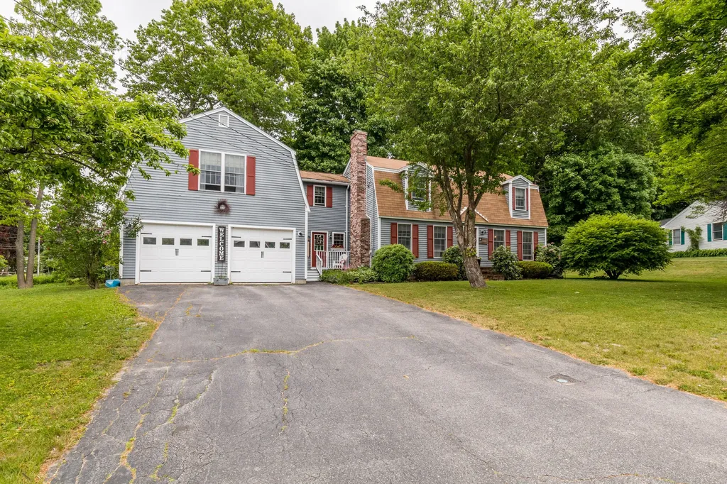 2 Alberta Drive Westbrook ME 04092