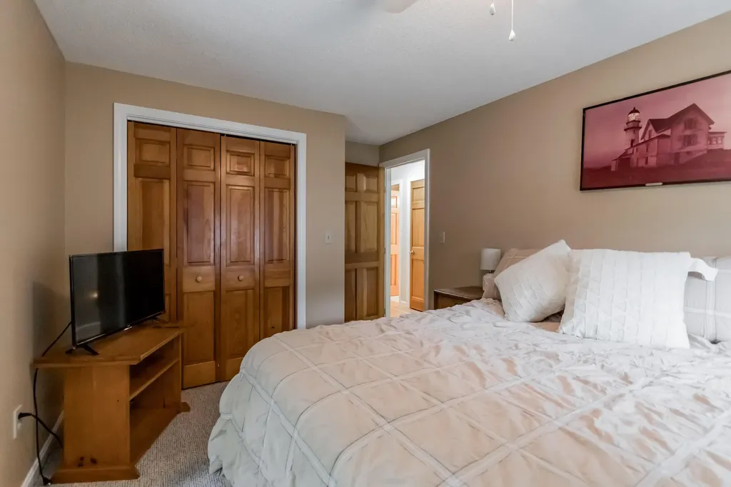 2 Alberta Drive Westbrook ME 04092