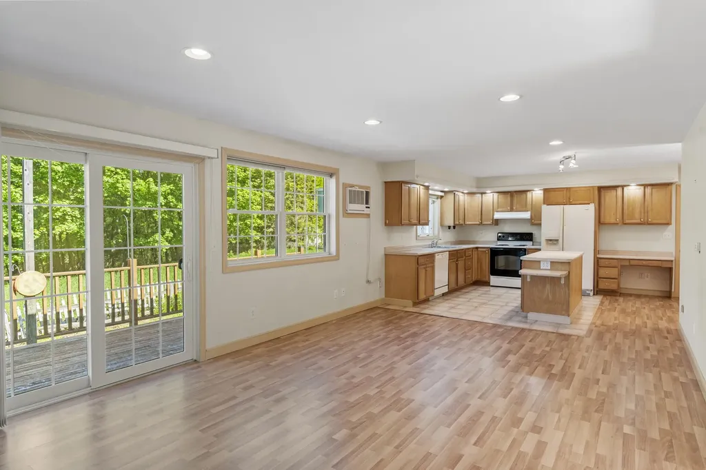 2 Nash Road Windham ME 04062