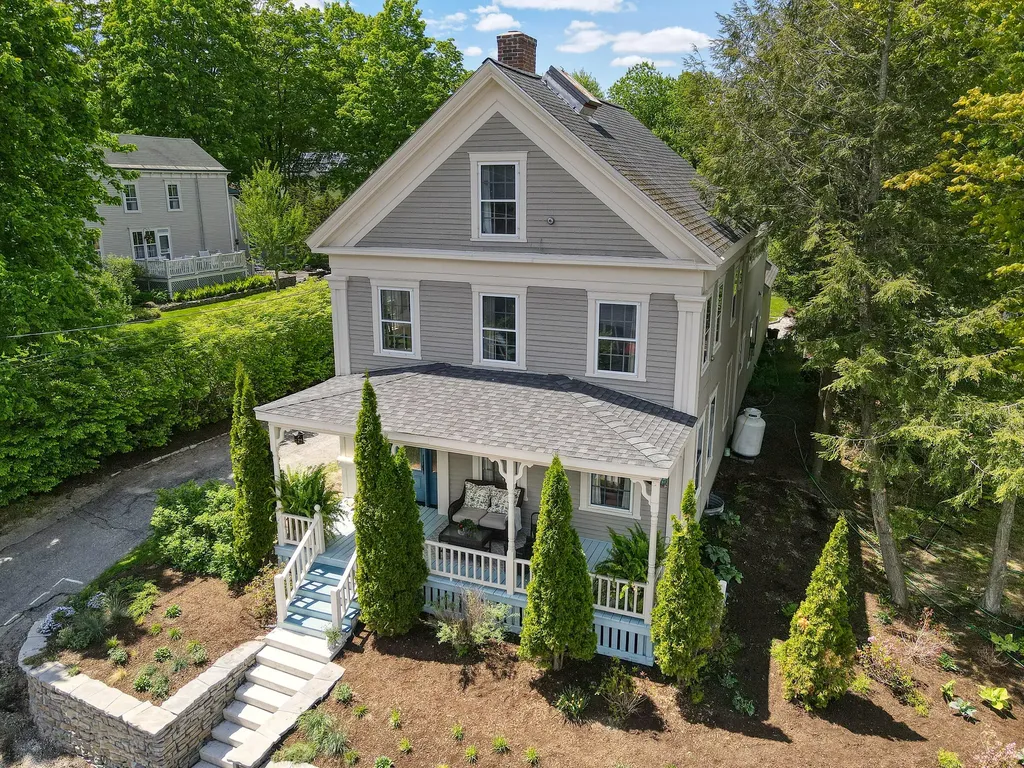 288 Front Street Richmond ME 04357