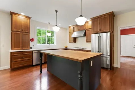 392 Sligo Road Yarmouth ME 04096