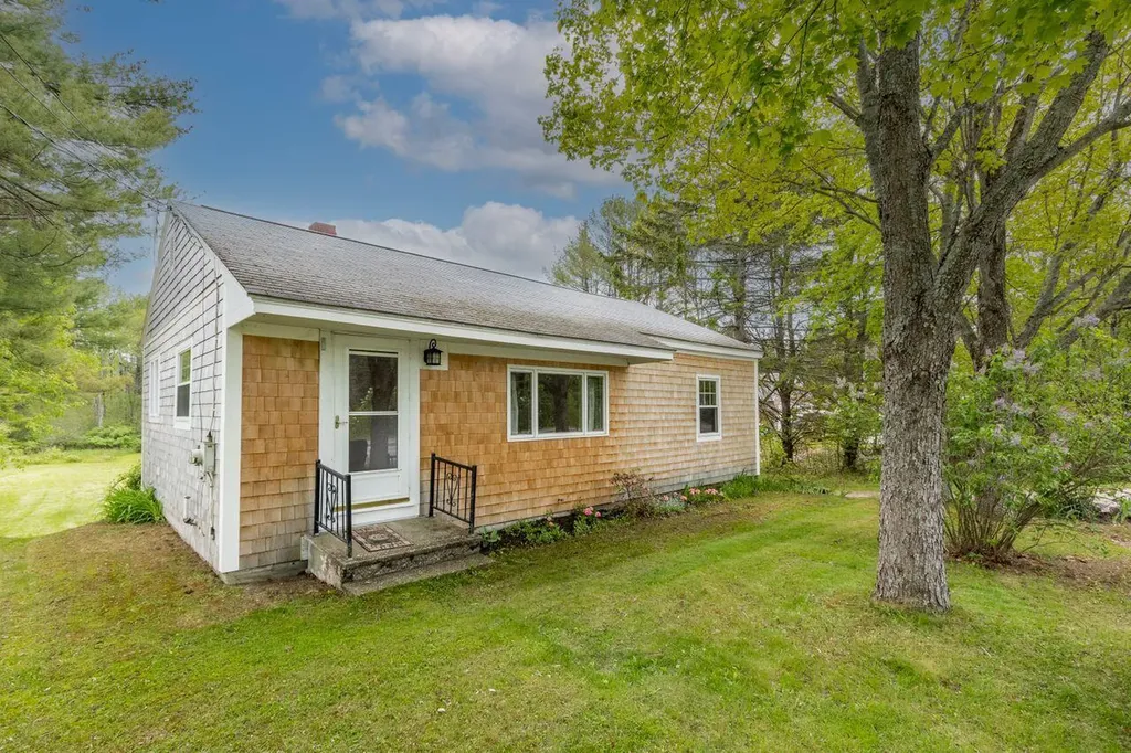 309 North Road Yarmouth ME 04096