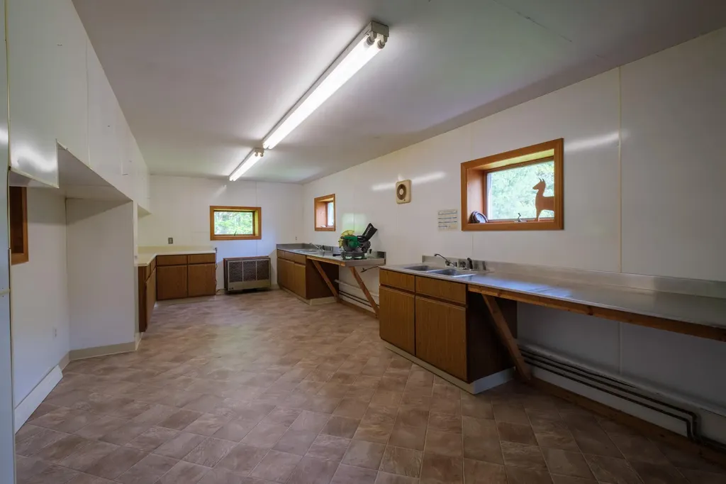 6 Sedgley Road Greene ME 04236