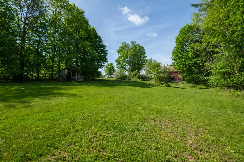 6 Sedgley Road Greene ME 04236