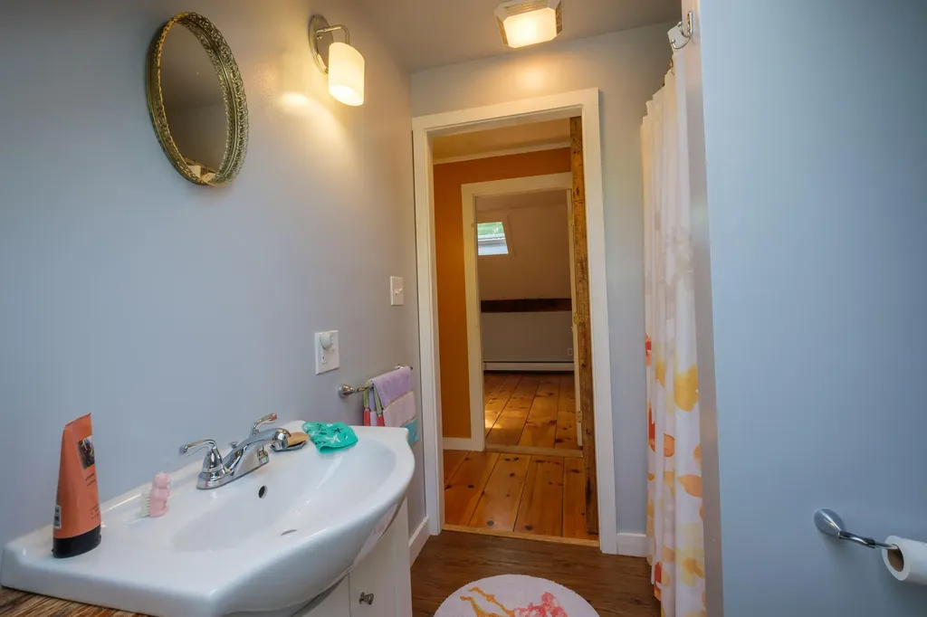 6 Sedgley Road Greene ME 04236