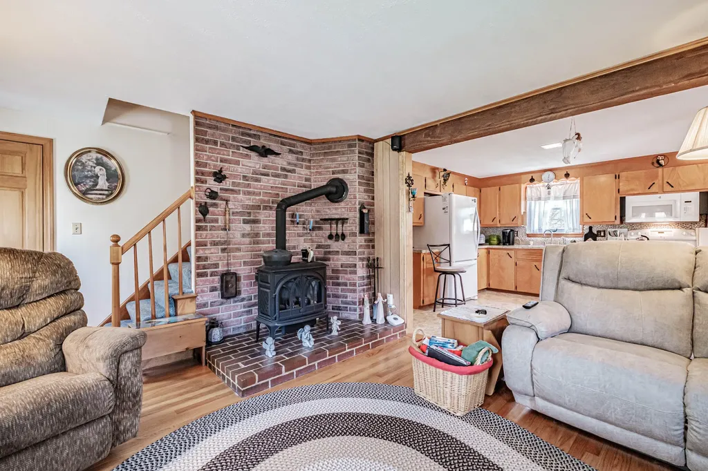 256 Sligo Road Yarmouth ME 04096