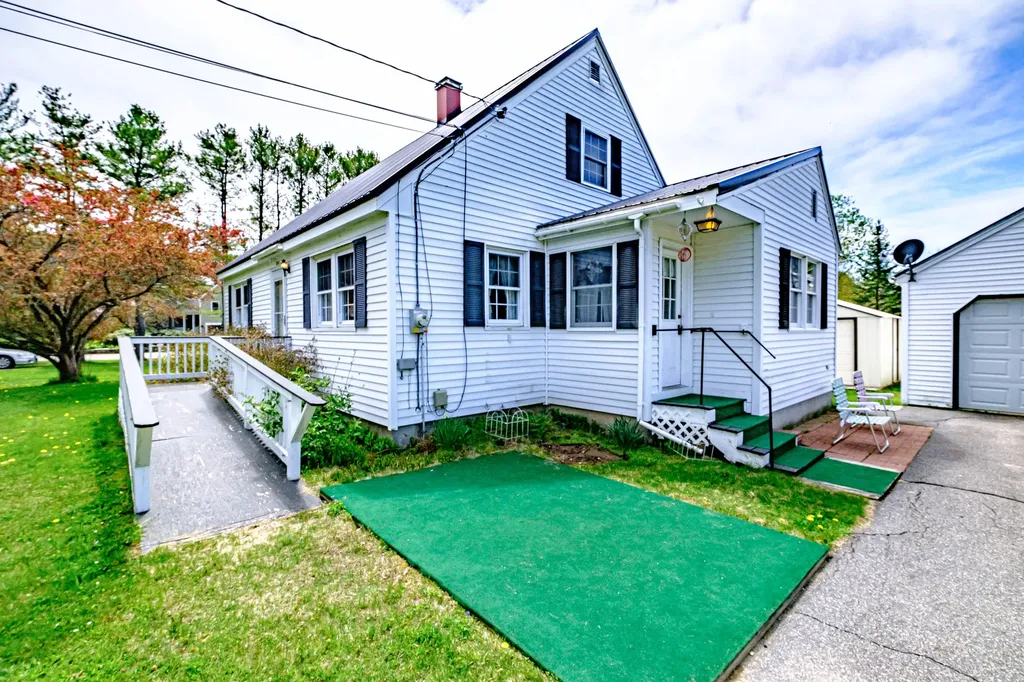 256 Sligo Road Yarmouth ME 04096