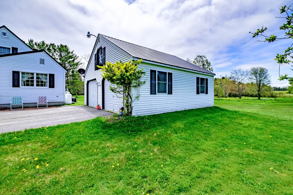 256 Sligo Road Yarmouth ME 04096