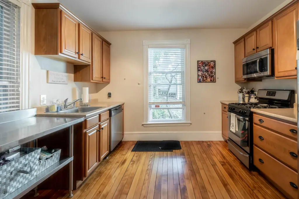 130 Sherman Street Portland ME 04101