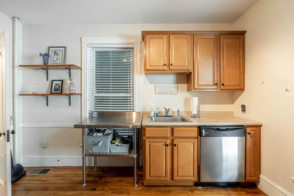 130 Sherman Street Portland ME 04101