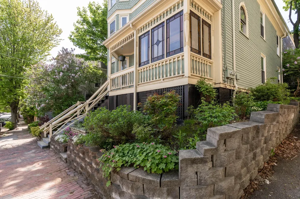 130 Sherman Street Portland ME 04101