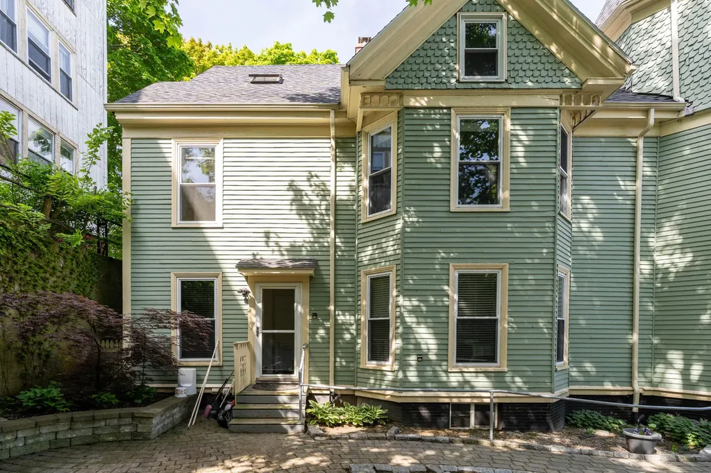 130 Sherman Street Portland ME 04101