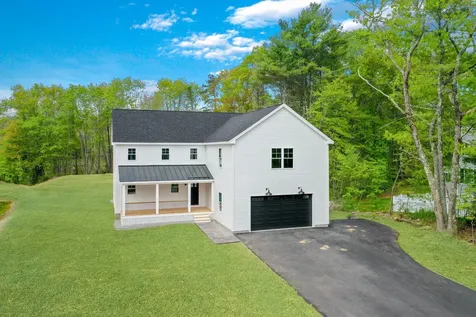 16 Kingsbury Lane Kennebunk ME 04043