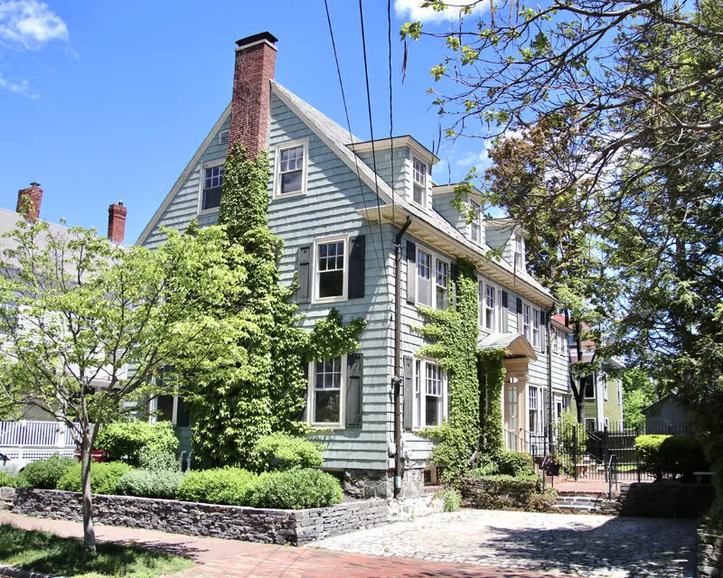 61 Thomas Street Portland ME 04102